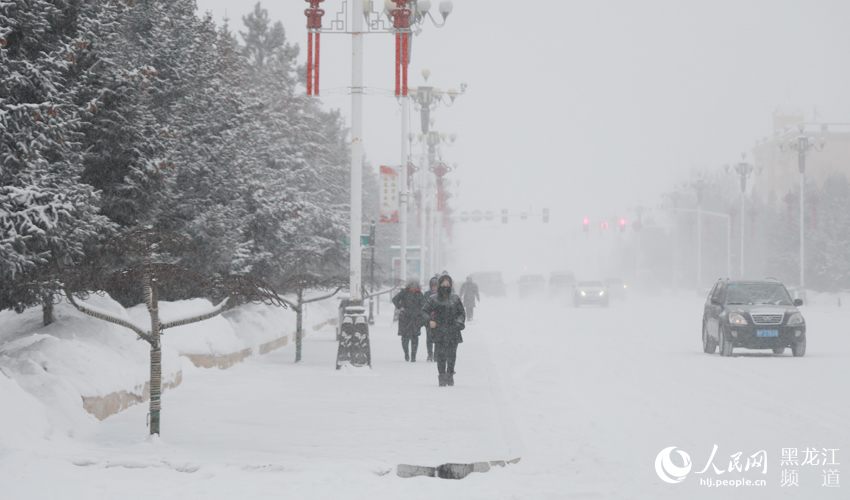 漠河极端气候下的积雪深度与保暖措施探讨，深度达19厘米的积雪影响与观点探讨