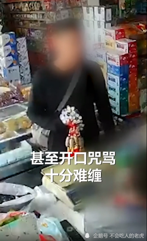 男子进店下跪卖工艺品背后的故事，心灵启示之旅揭秘心灵之旅的启示