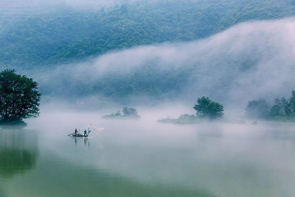 今日关注，探索自然美景的旅行，寻找内心的平和与宁静的图片集萃