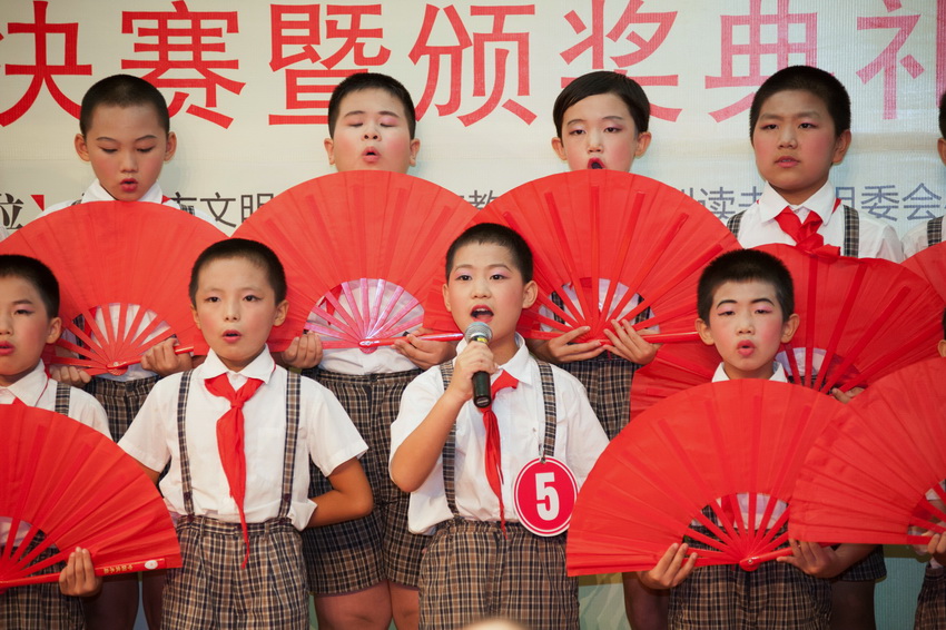 小学生朗诵比赛步骤指南与技巧分享