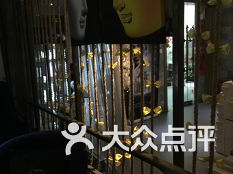 女子秘密会所，小巷独特风情揭秘，最新章节免费阅读开启