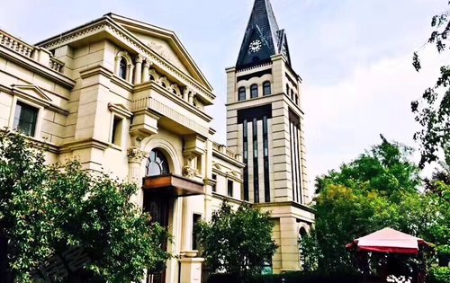 宝坻鸿坤原乡小镇房价最新走势分析，趋势预测与市场解读